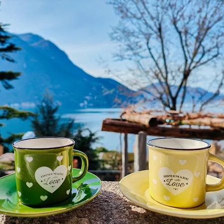 La Castignola Con Vista Di E Giardino Condiviso *